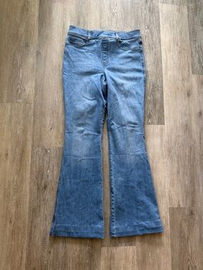 Spanx EveryWear Flare Pull-on Jeans 
Wash: Stonewashed Blue